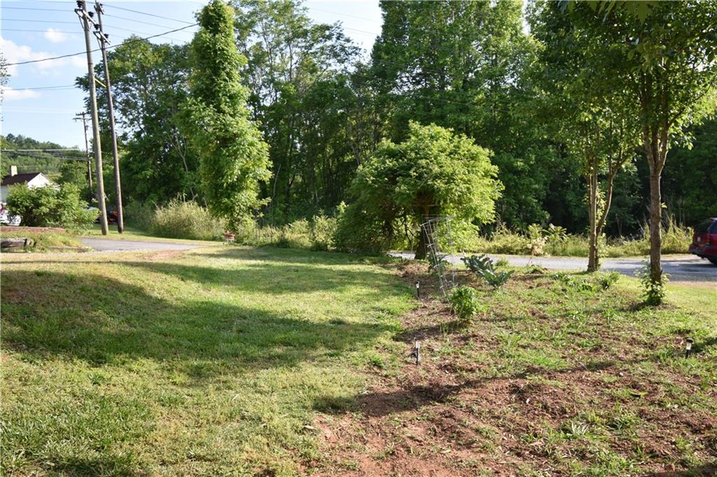 514 Connelly Springs Road Lenoir, NC 28645 - Photo 6 of 24 Gallery Image 6