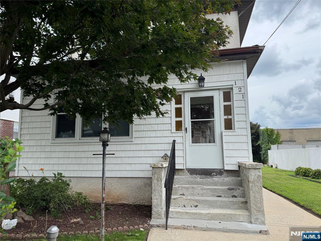 121 Humboldt Street East Rutherford, NJ 07073 - Photo 1 of 23