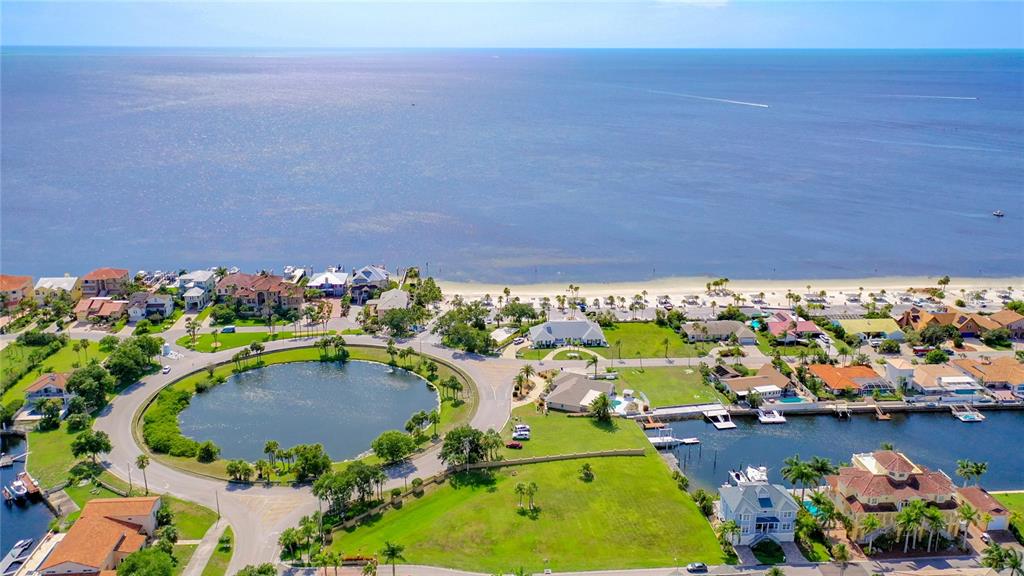 13 Captains Court New Port Richey, FL 34652 - Photo 11 of 35