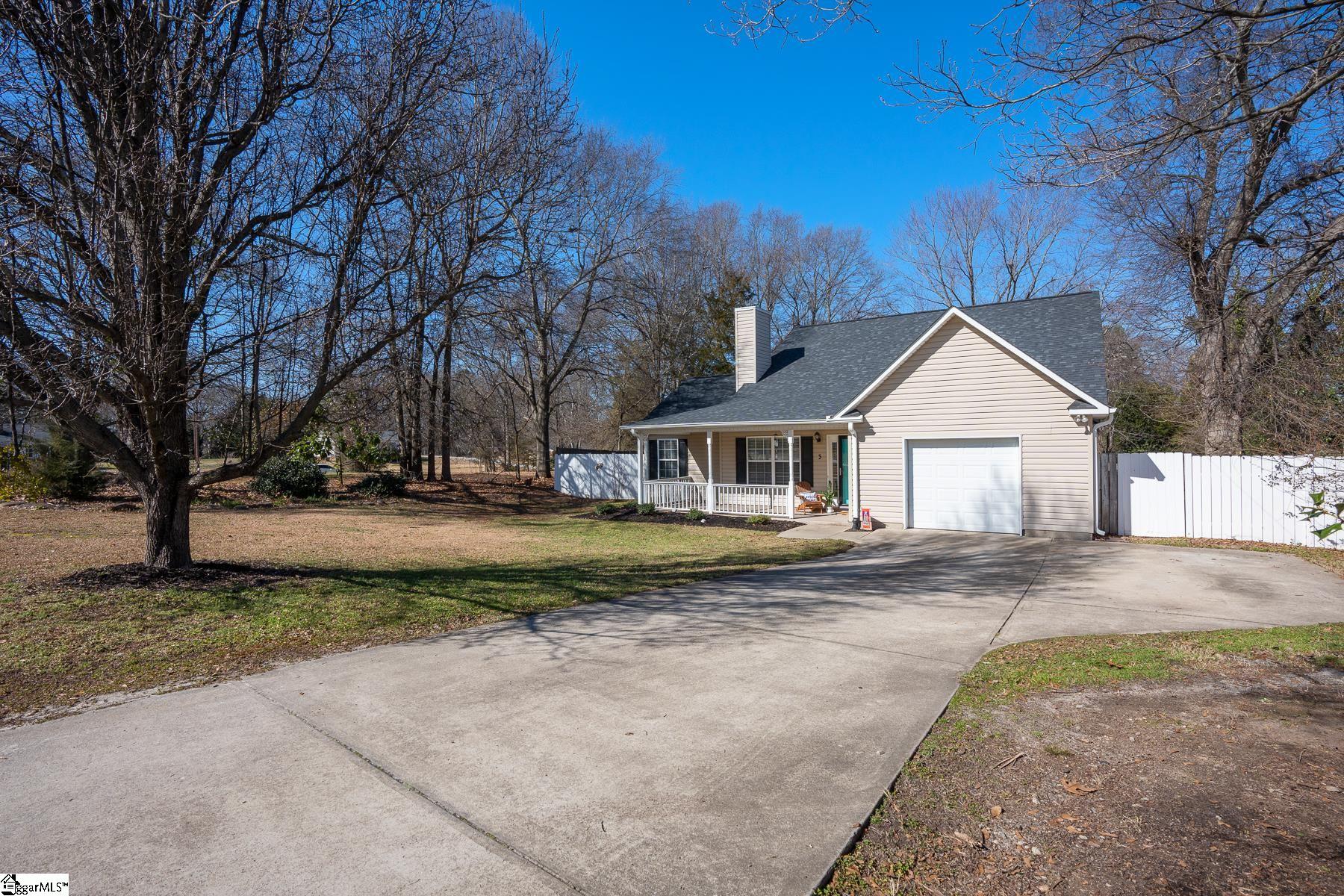 3 Ridge Springs Road Taylors, SC 29687 - Photo 2 of 34 Gallery Image 2