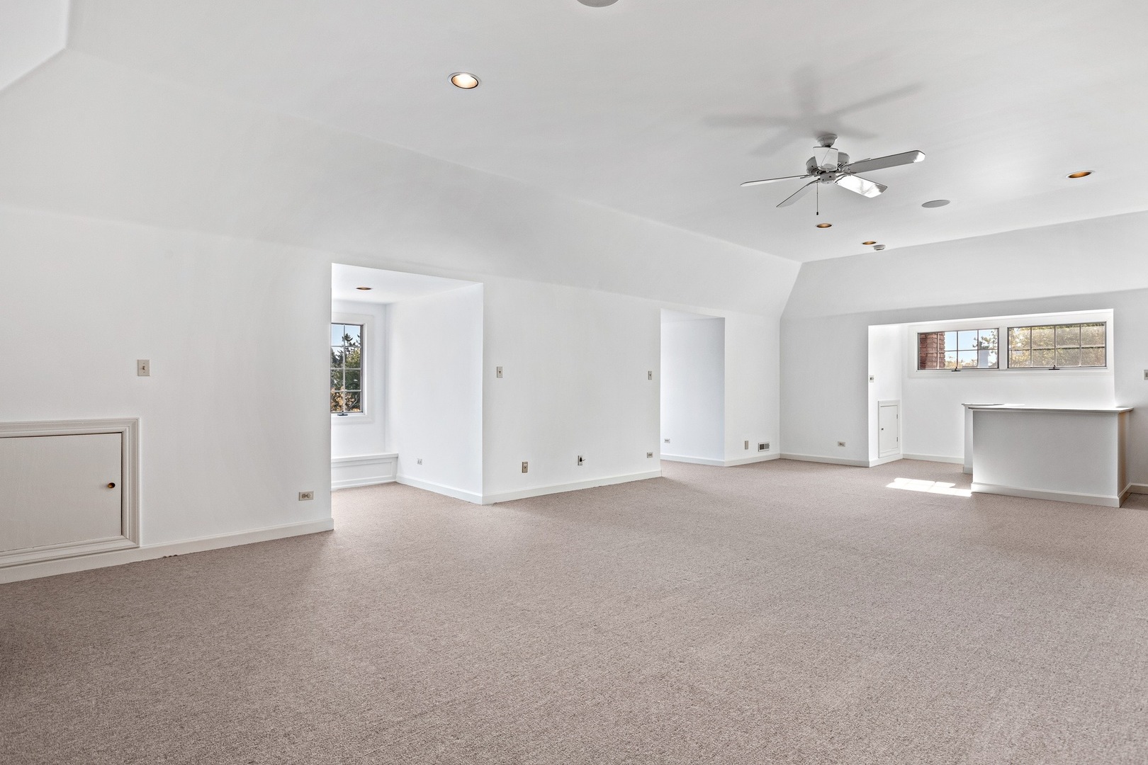 856 Sheridan Road Winnetka, IL 60093 - Photo 36 of 54
