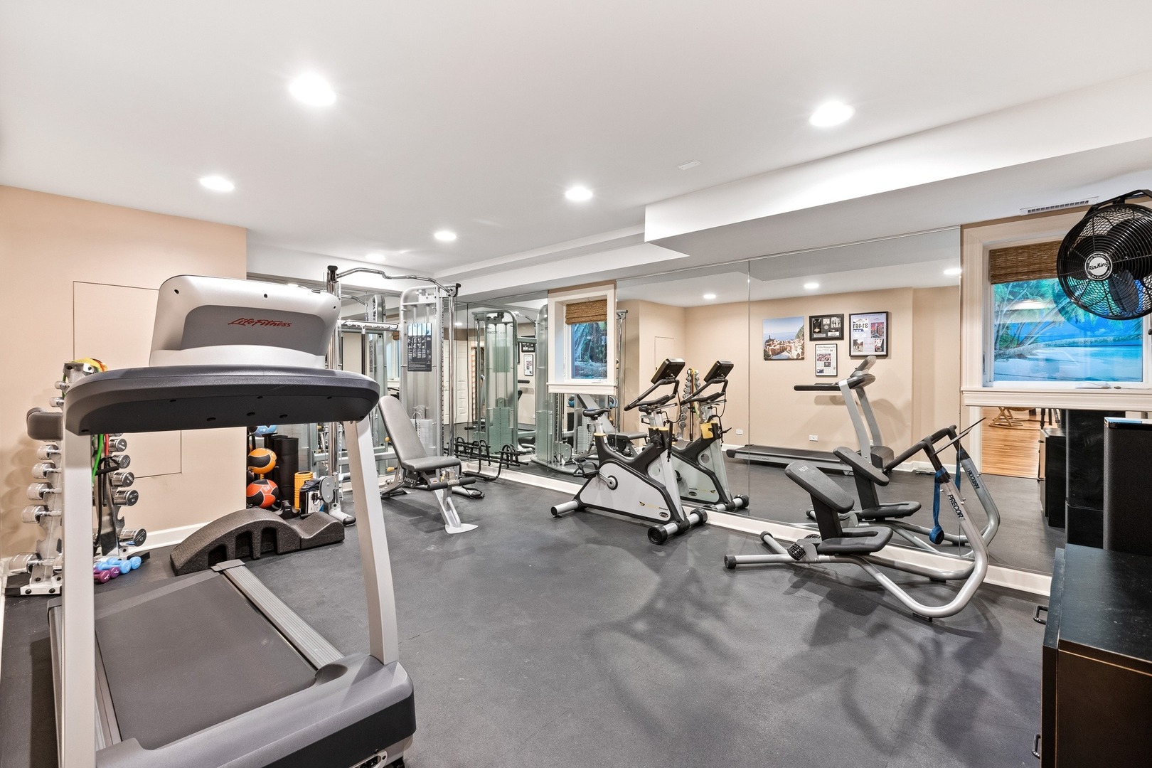 856 Sheridan Road Winnetka, IL 60093 - Photo 41 of 54