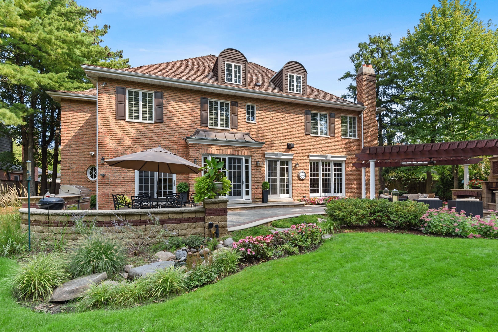 856 Sheridan Road Winnetka, IL 60093 - Photo 9 of 54