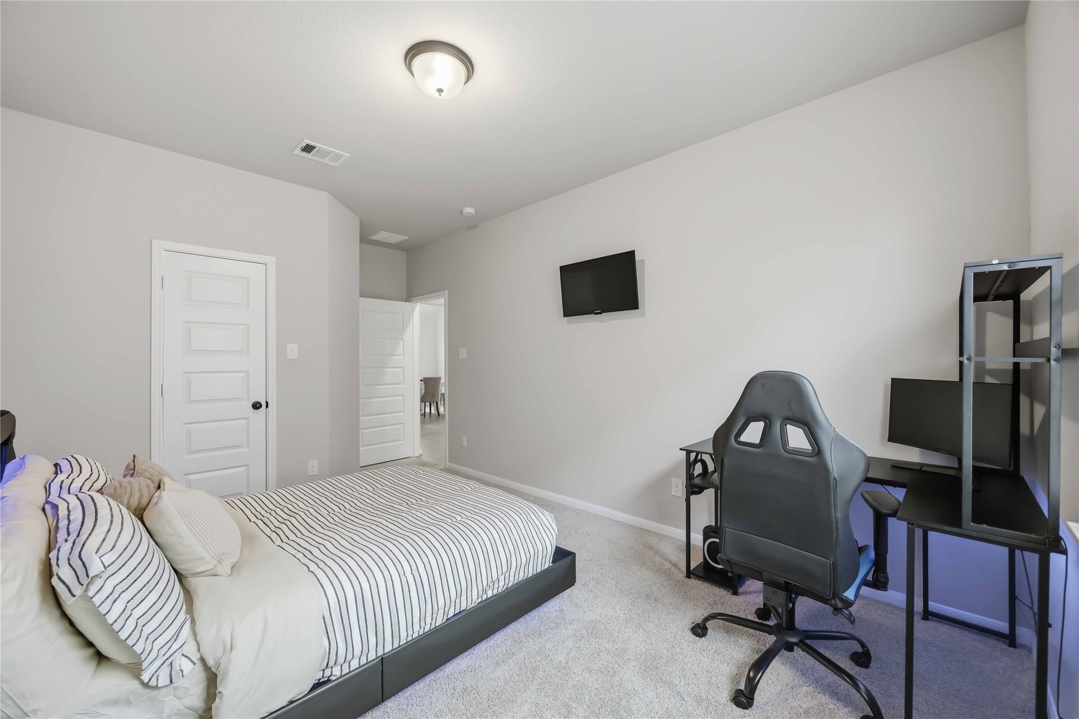 2808 Bisbee Road League City, TX 77573 - Photo 12 of 42 Bedroom 4 w/ Walk-in Closet
