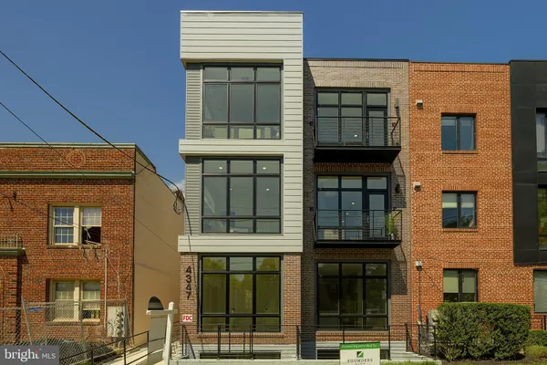 $3,895 | 4347 Harrison Street Northwest, Unit 3, Washington, DC 20015