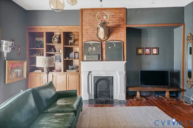 $299,950 | 243 High Street, Petersburg, VA 23803