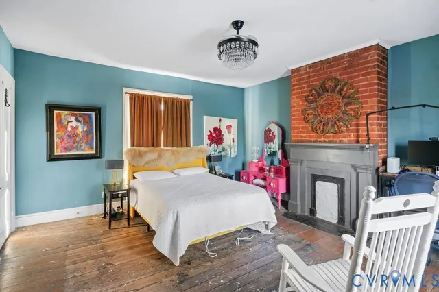 $299,950 | 243 High Street, Petersburg, VA 23803