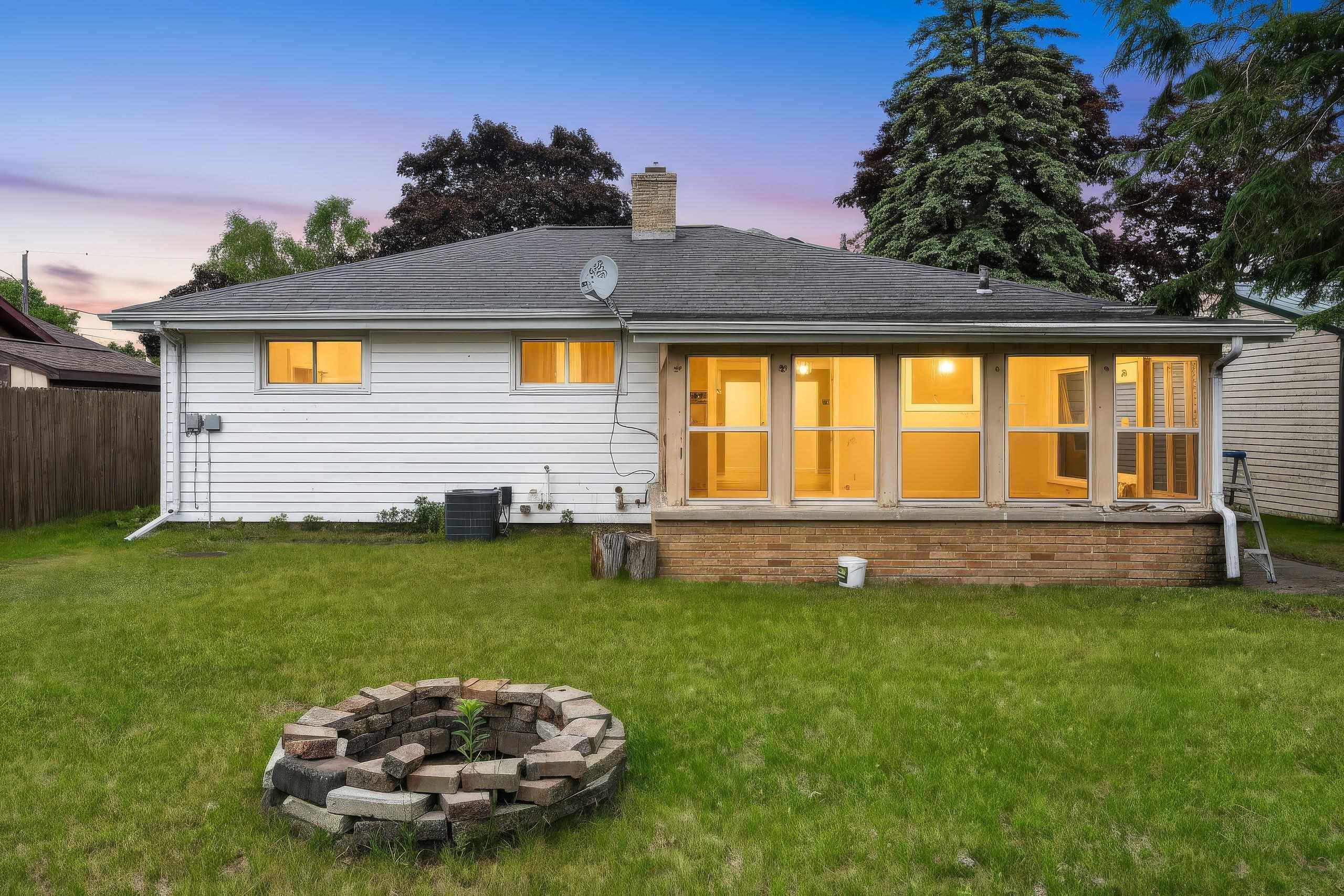 1727 30th Street Two Rivers, WI 54241 - Photo 41 of 44