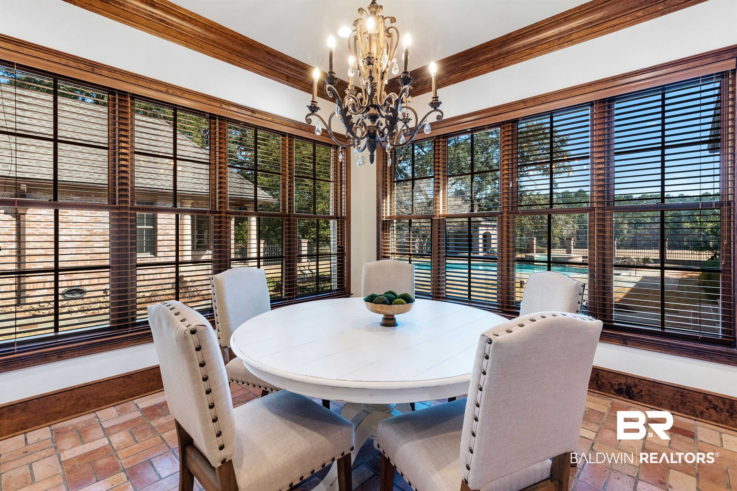 10708 Highway 98 Fairhope, AL 36532 - Photo 11 of 44 Breakfast