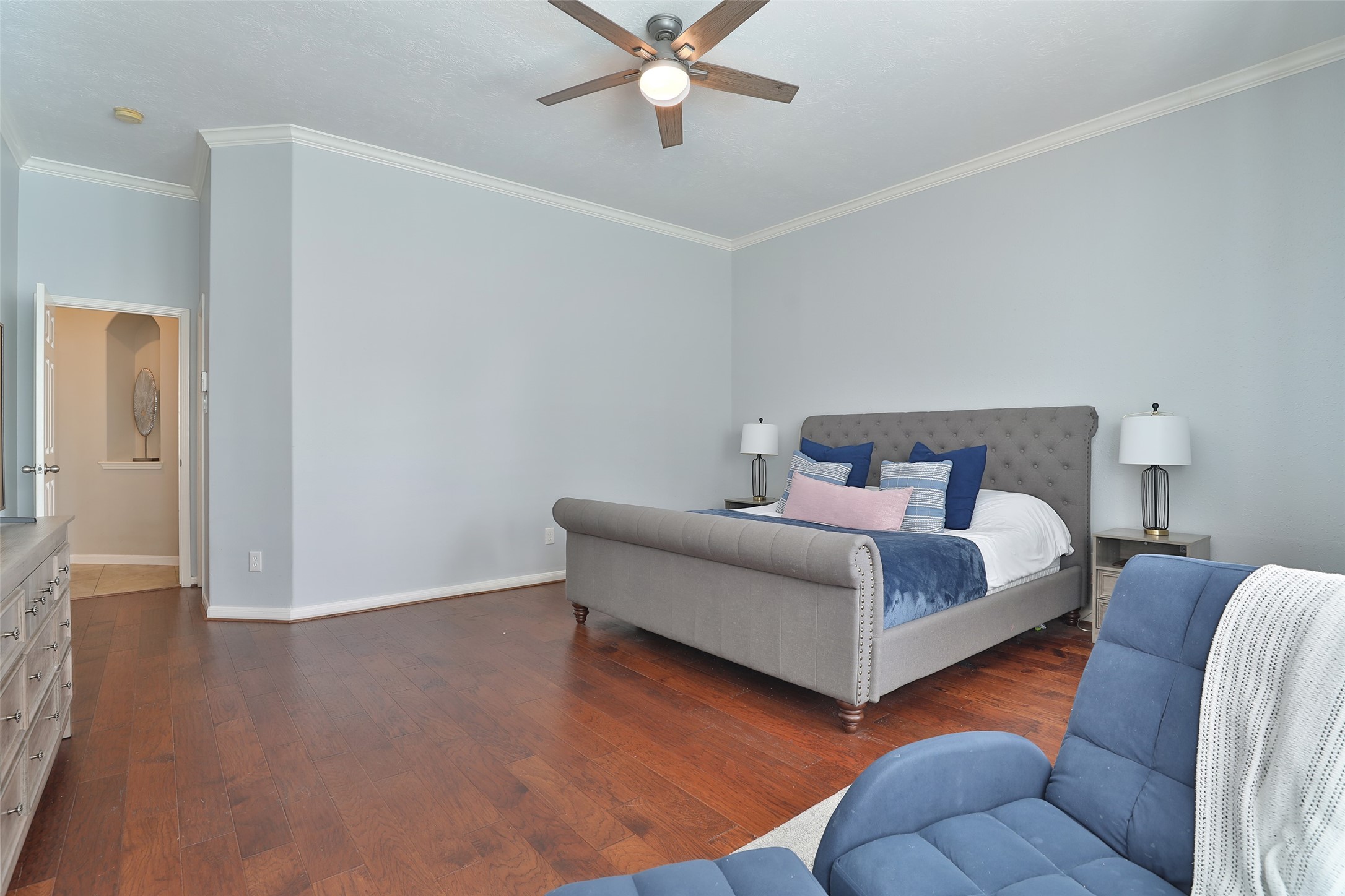 10514 Spice Ridge Row Missouri City, TX 77459 - Photo 23 of 43 a bedroom with bed and window