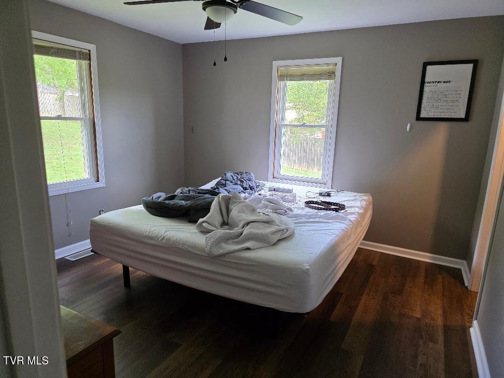 tyler bedroom 1
