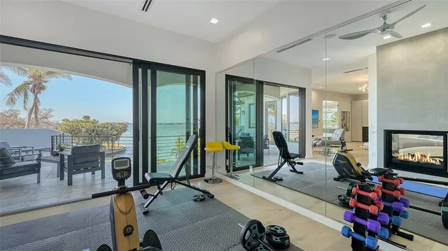 $7,900,000 | 1540 Hillview Drive, Sarasota, FL 34239