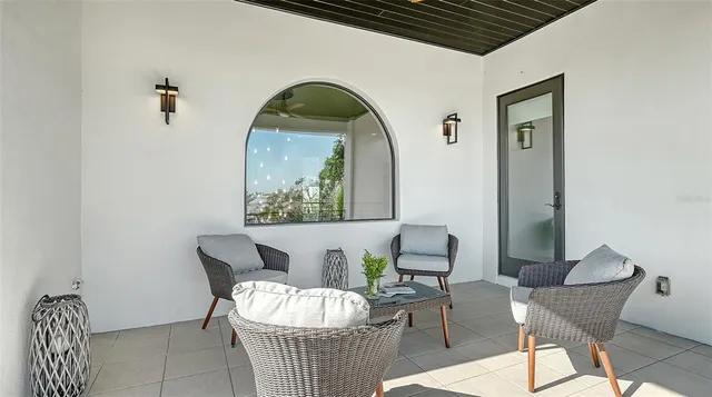 $7,900,000 | 1540 Hillview Drive, Sarasota, FL 34239