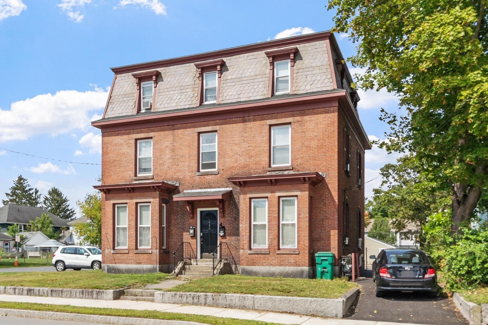 448 High Street Clinton, MA 01510 - Photo 2 of 38 Gallery Image 2