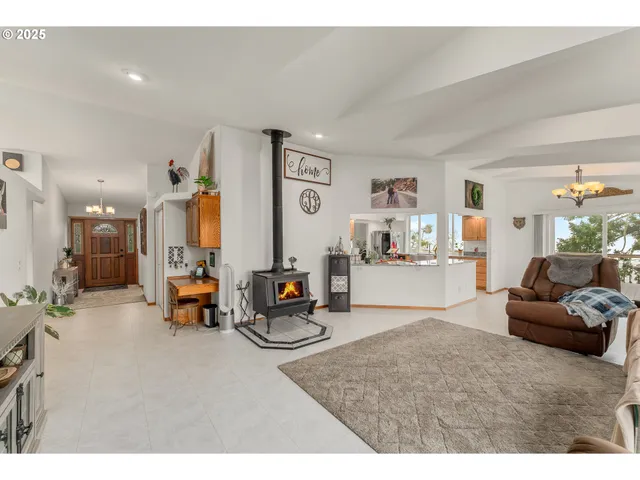 $1,400,000 | 1670 Grouse Butte Lane, Roseburg, OR 97470