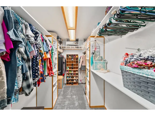 $1,400,000 | 1670 Grouse Butte Lane, Roseburg, OR 97470