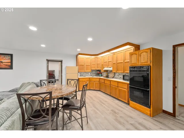 $1,400,000 | 1670 Grouse Butte Lane, Roseburg, OR 97470