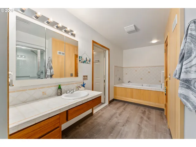 $1,400,000 | 1670 Grouse Butte Lane, Roseburg, OR 97470