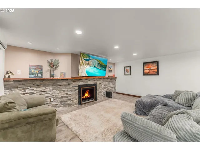 $1,400,000 | 1670 Grouse Butte Lane, Roseburg, OR 97470