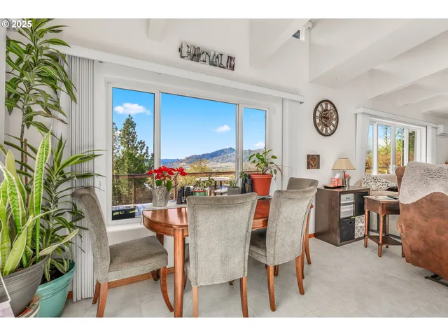 $1,400,000 | 1670 Grouse Butte Lane, Roseburg, OR 97470