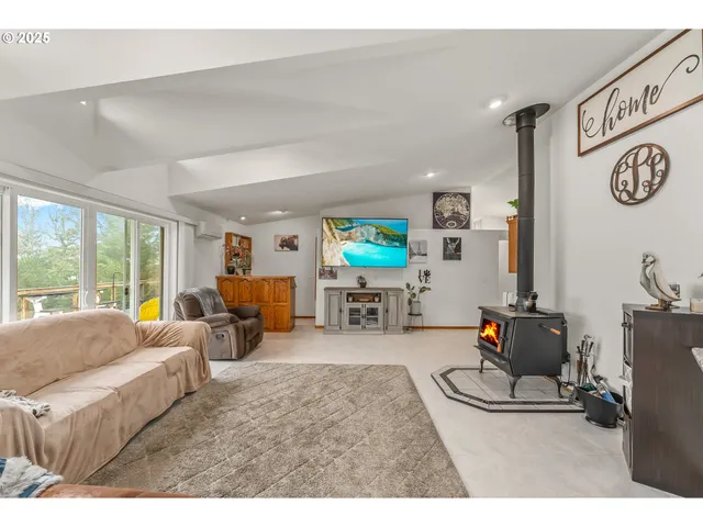 $1,400,000 | 1670 Grouse Butte Lane, Roseburg, OR 97470