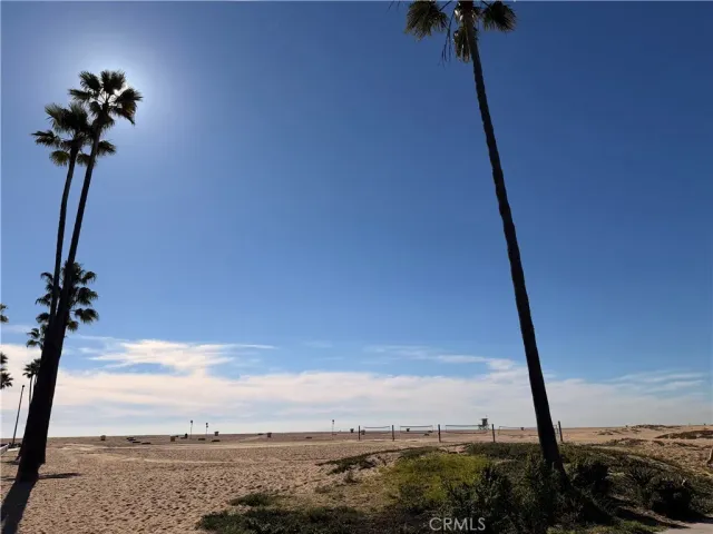 $5,995 | 418 East Oceanfront, Newport Beach, CA 92661