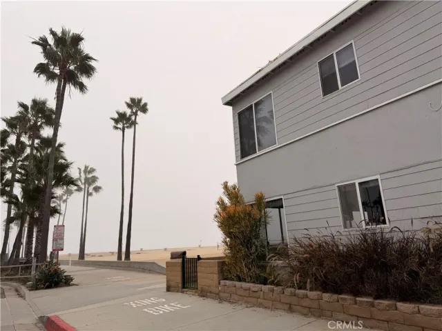 $6,475 | 418 East Oceanfront, Newport Beach, CA 92661