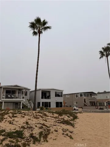 $6,475 | 418 East Oceanfront, Newport Beach, CA 92661