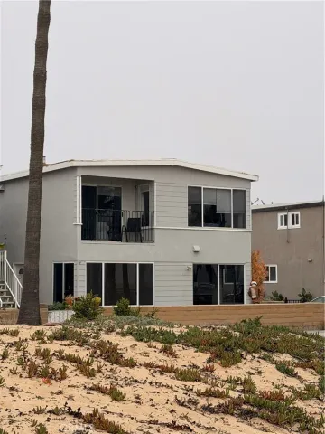 $6,475 | 418 East Oceanfront, Newport Beach, CA 92661