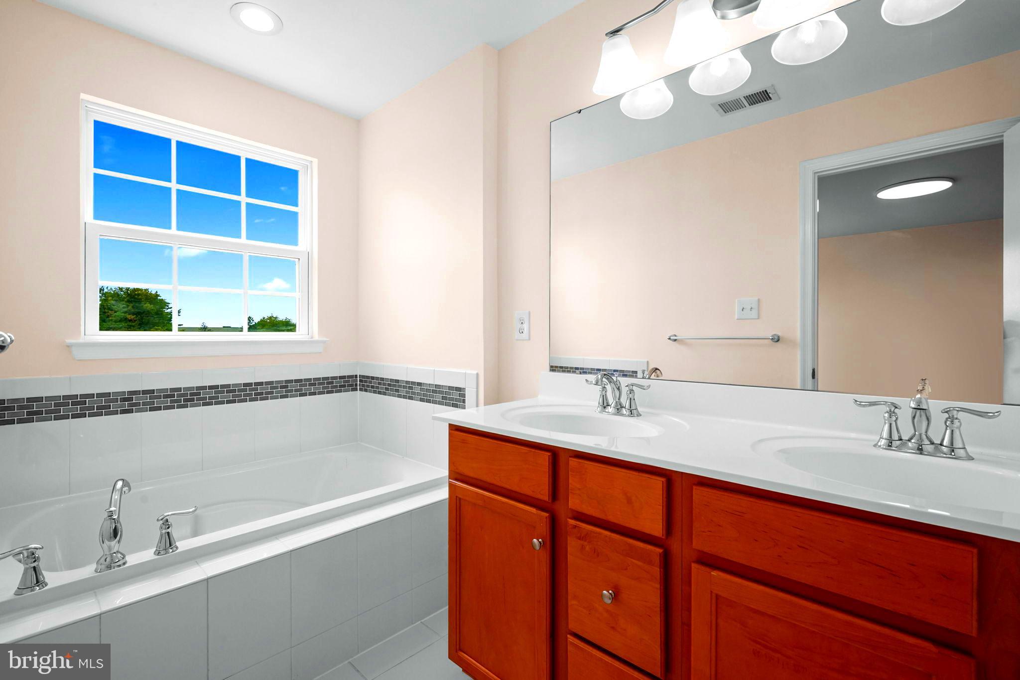 20 Benford Lane Edgewater Park, NJ 08010 - Photo 27 of 34