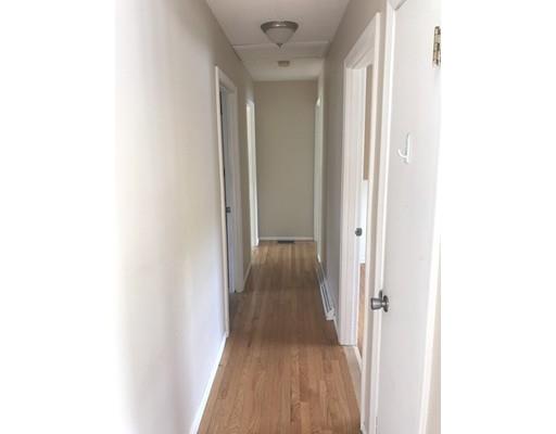 9 Hingham Road Worcester, MA 01606 - Photo 11 of 20 Gallery Image 11