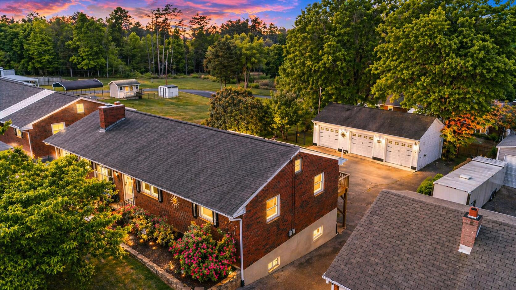 1625 Eanes Road Roanoke, VA 24014 - Photo 2 of 62 eanes corner