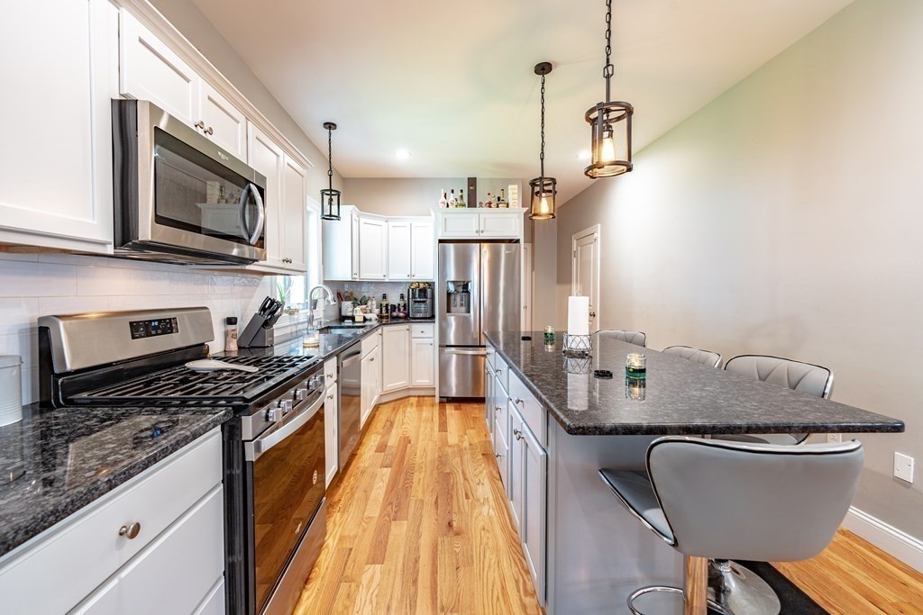 157 Canterbury Road Springfield, MA 01118 - Photo 13 of 38