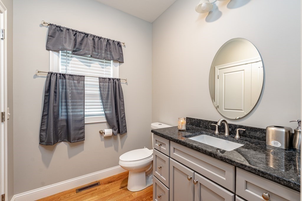 157 Canterbury Road Springfield, MA 01118 - Photo 17 of 38