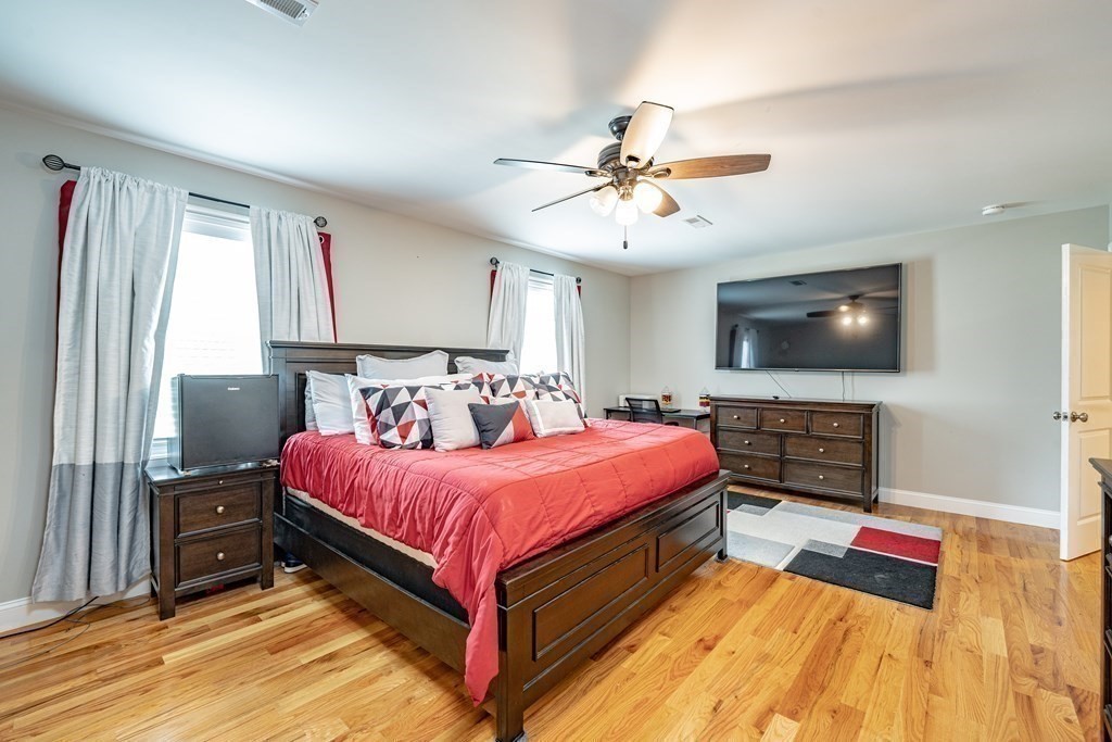 157 Canterbury Road Springfield, MA 01118 - Photo 18 of 38