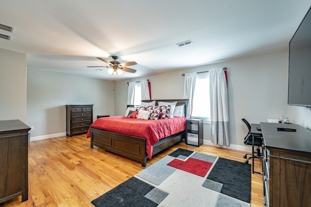 157 Canterbury Road Springfield, MA 01118 - Photo 20 of 38