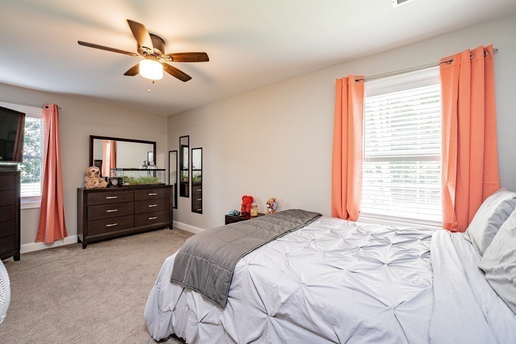 157 Canterbury Road Springfield, MA 01118 - Photo 22 of 38