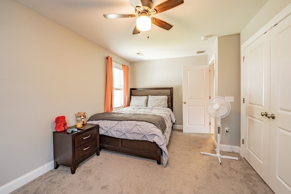 157 Canterbury Road Springfield, MA 01118 - Photo 30 of 38