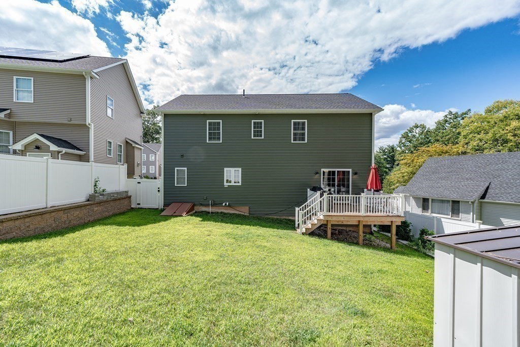 157 Canterbury Road Springfield, MA 01118 - Photo 36 of 38