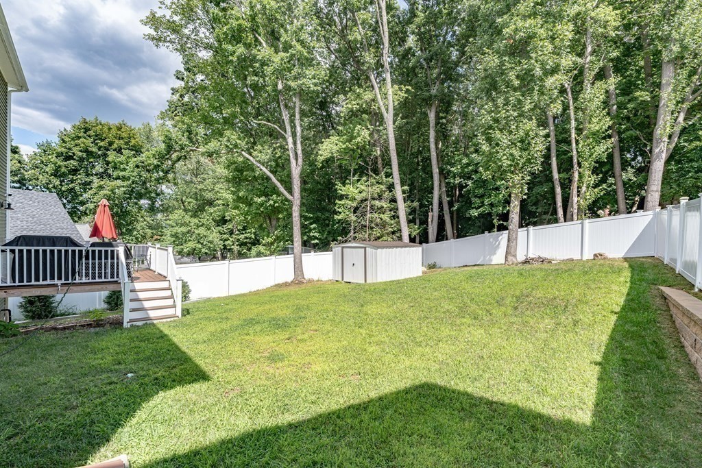 157 Canterbury Road Springfield, MA 01118 - Photo 37 of 38