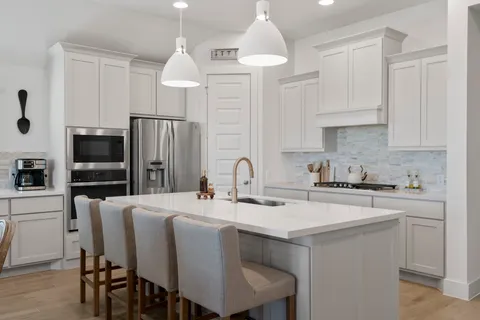 $520,000 | 142 Palo Pinto Bend, Bastrop, TX 78602