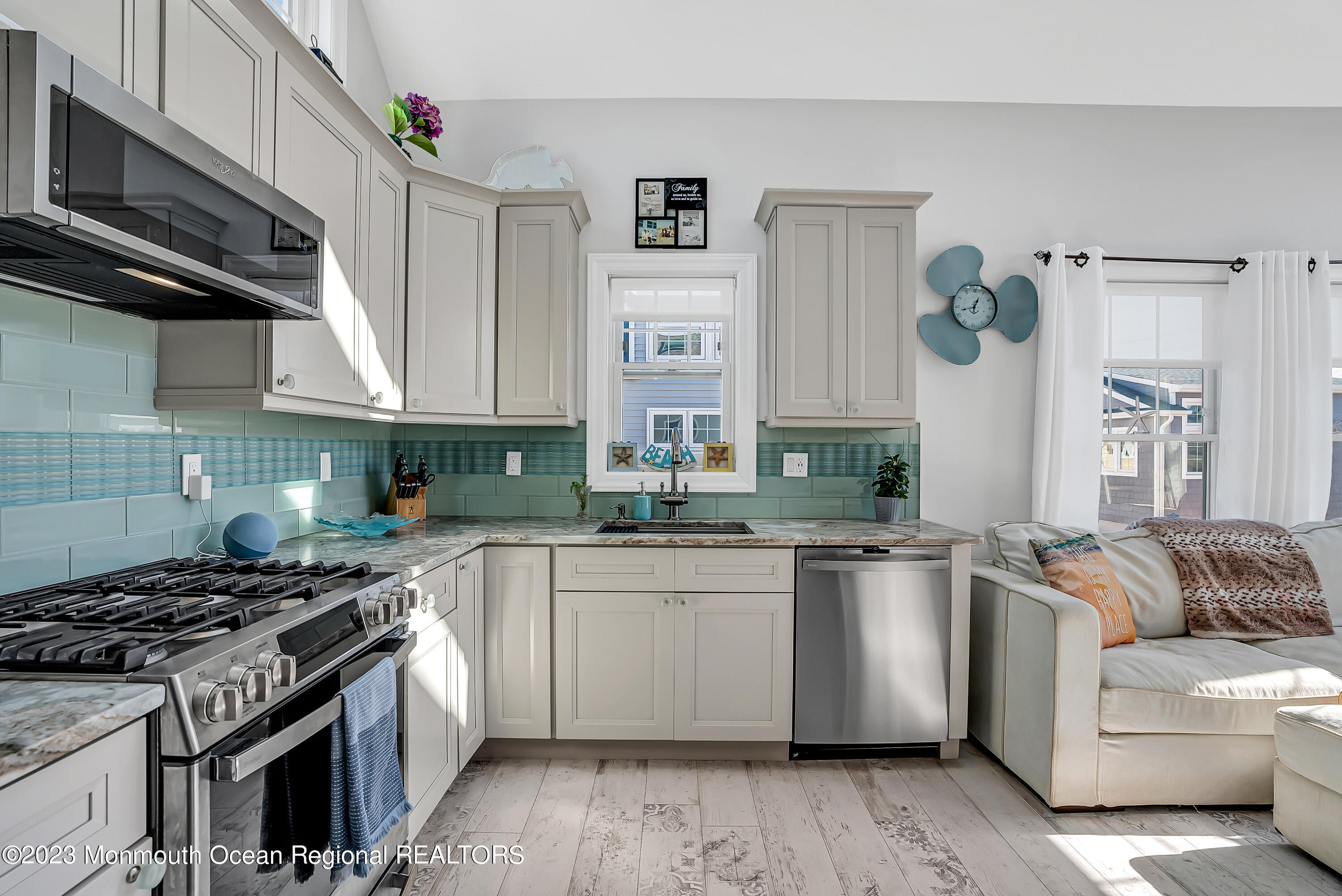 26 East Shell Way Lavallette, NJ 08735 - Photo 5 of 46 011_mjb03017