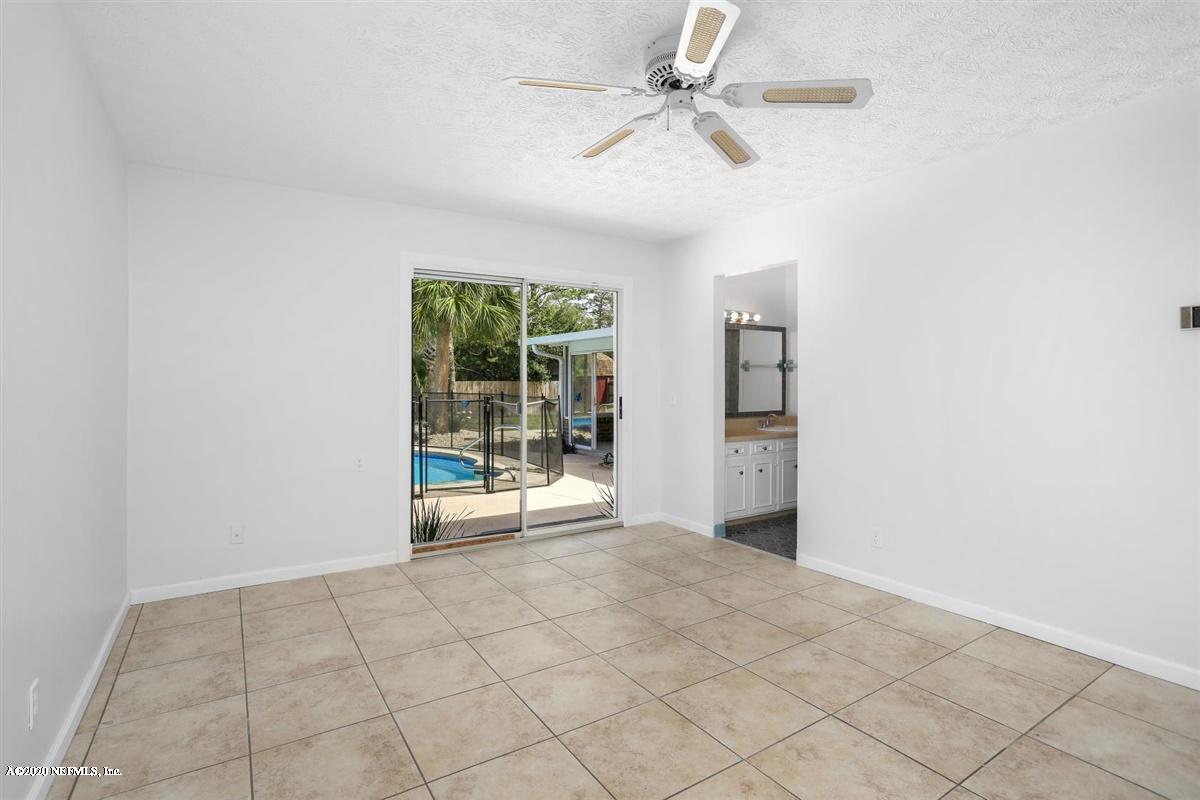 198 Foxridge Road Orange Park, FL 32065 - Photo 17 of 26 17-Master Bedroom