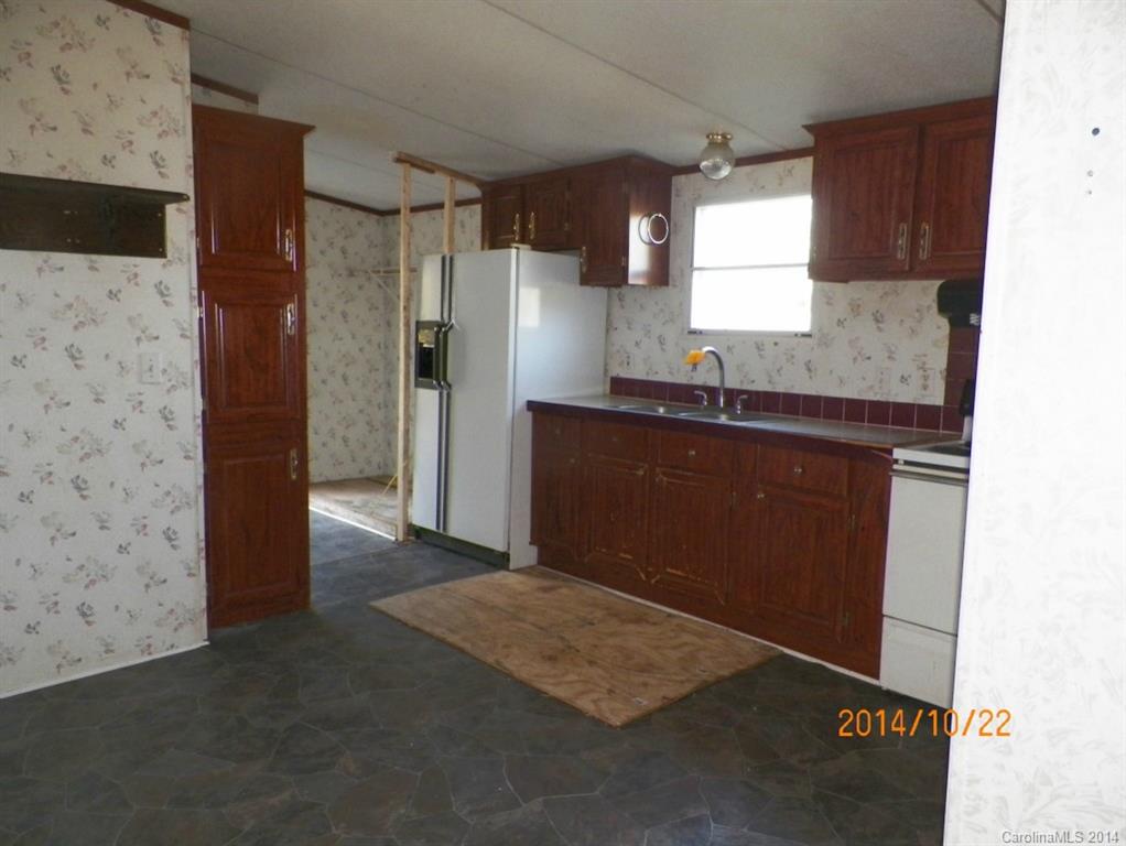 7600 Xavier Drive Rembert, SC 29128 - Photo 4 of 11