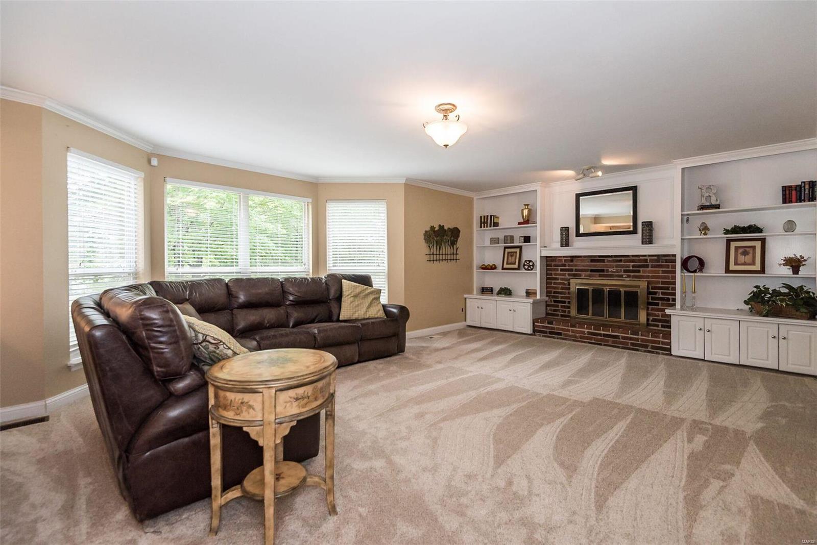 16235 Windfall Ridge Drive Chesterfield, MO 63005 - Photo 12 of 47 Gallery Image 12