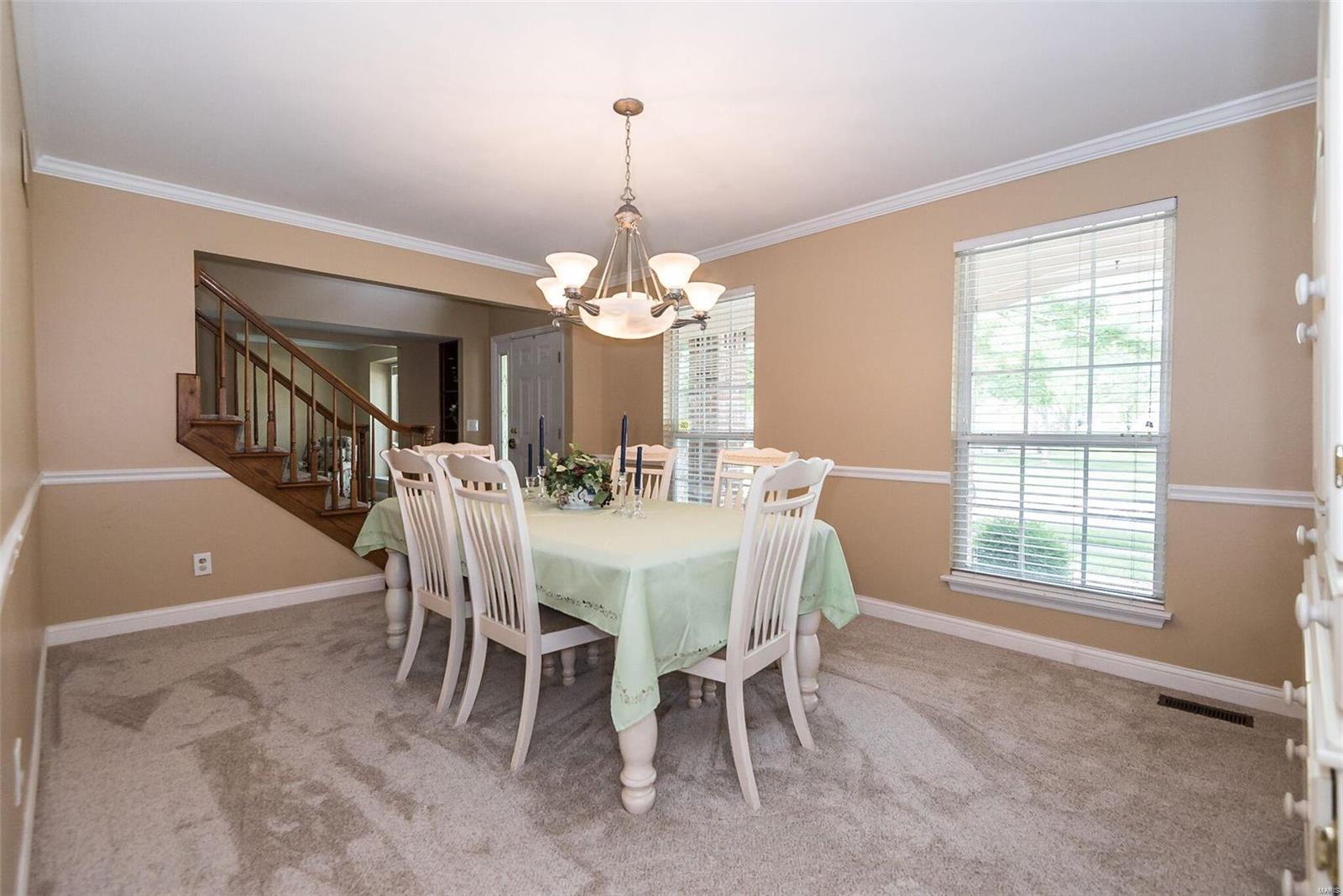 16235 Windfall Ridge Drive Chesterfield, MO 63005 - Photo 5 of 47 Gallery Image 5