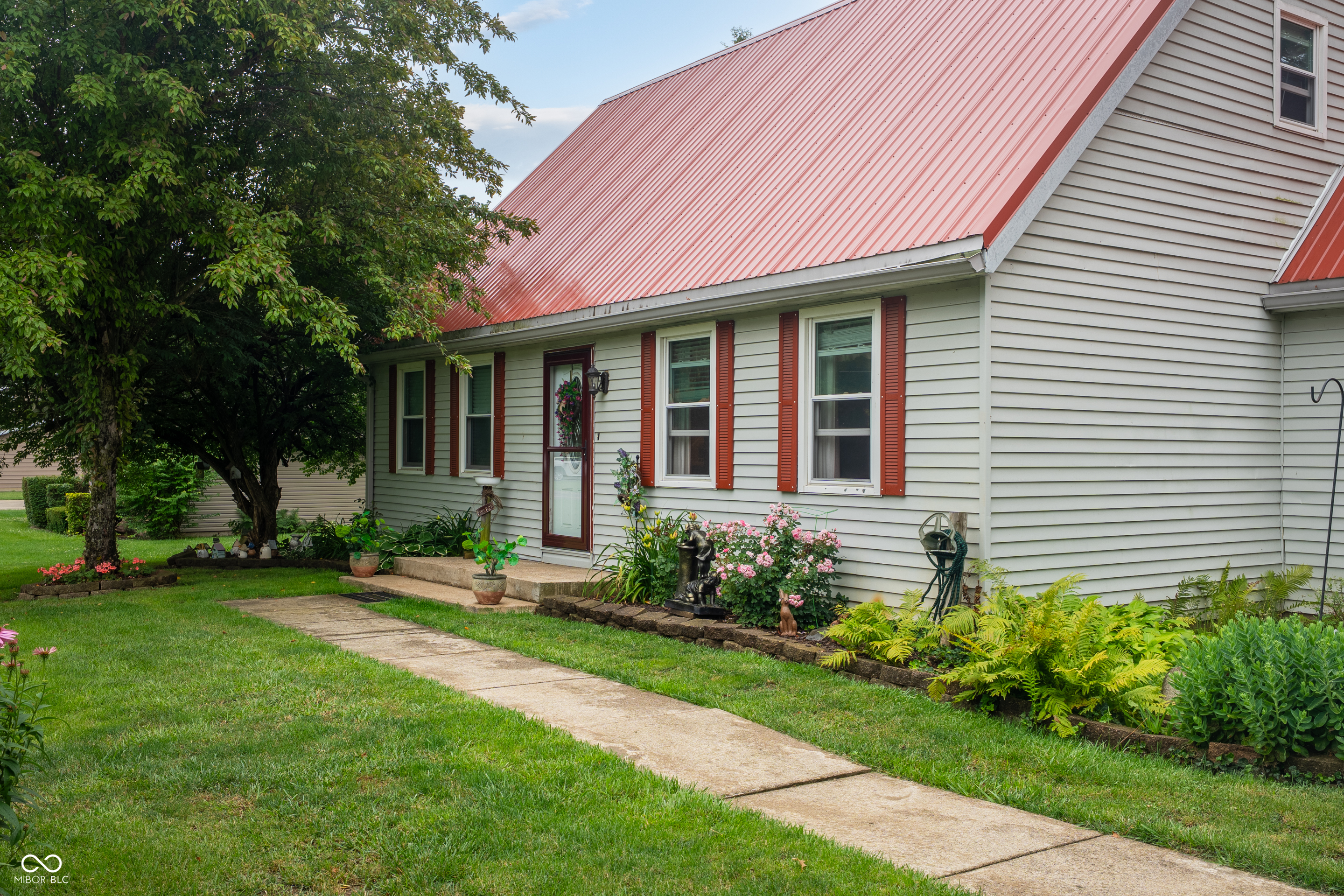 513 North Nebo Road Muncie, IN 47304 - Photo 3 of 22