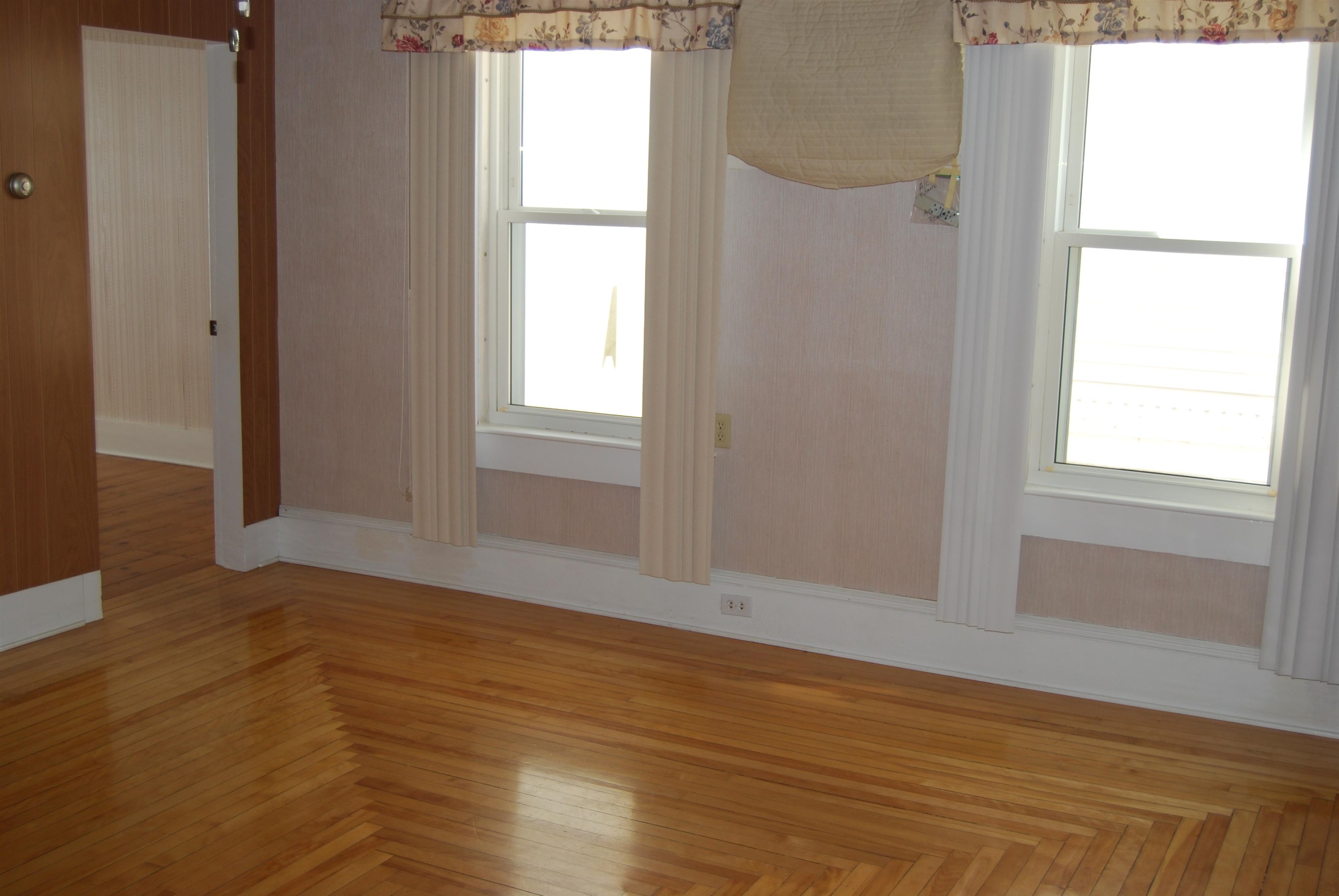 370 Rimmon Street Manchester, NH 03102 - Photo 13 of 22