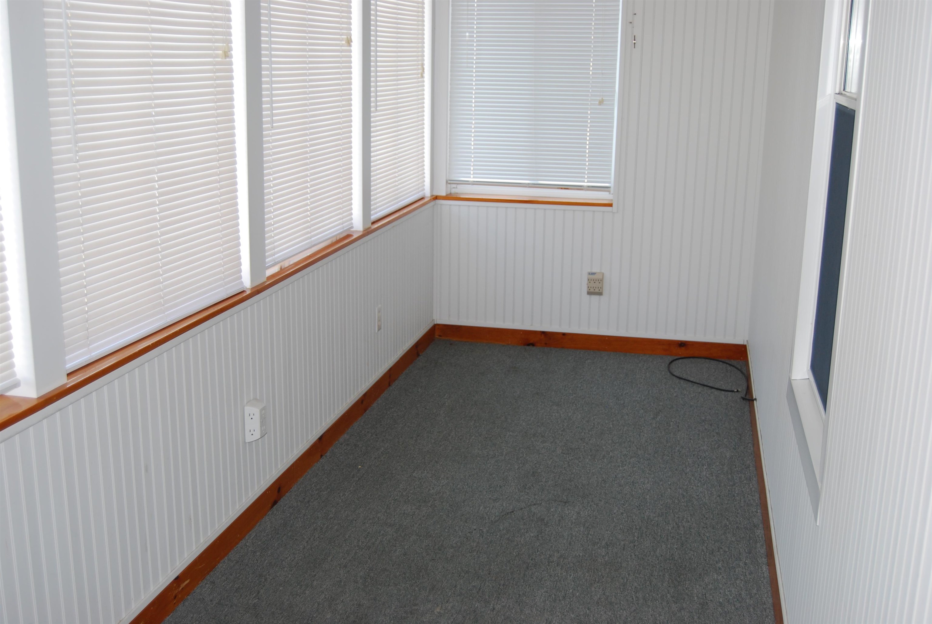 370 Rimmon Street Manchester, NH 03102 - Photo 14 of 22