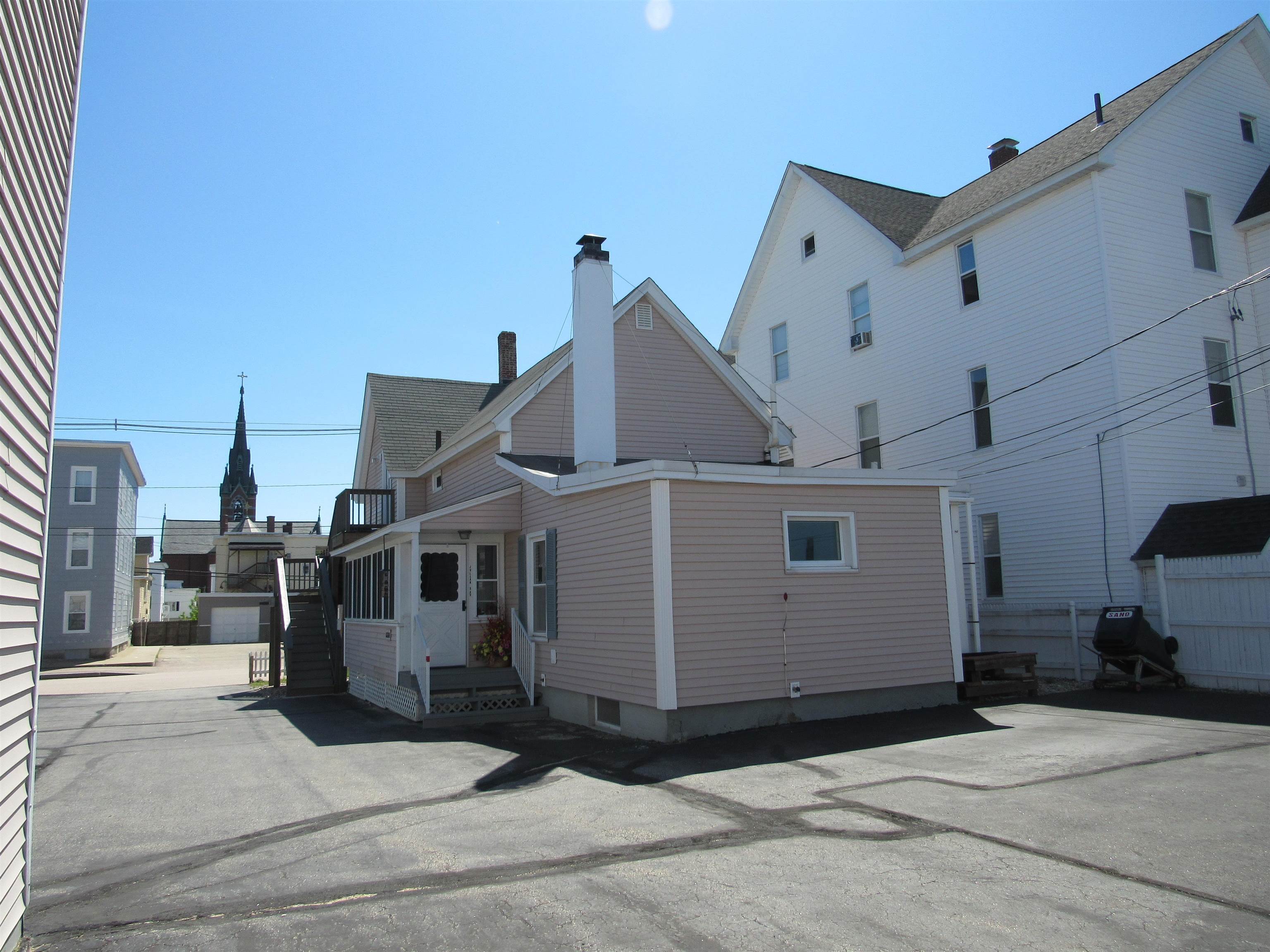 370 Rimmon Street Manchester, NH 03102 - Photo 7 of 22